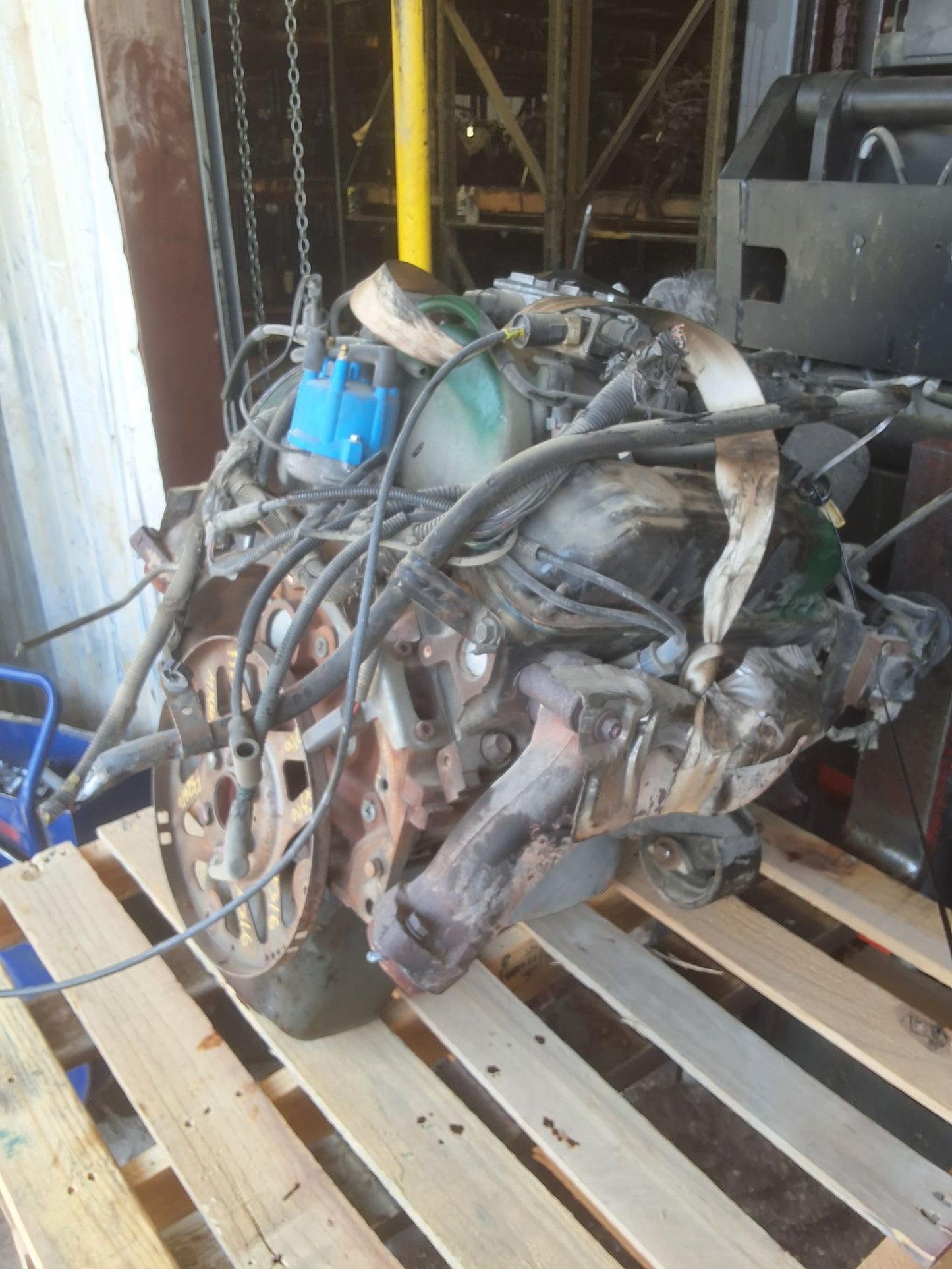 1998-2003 Dodge Dakota 3.9L Engine main image