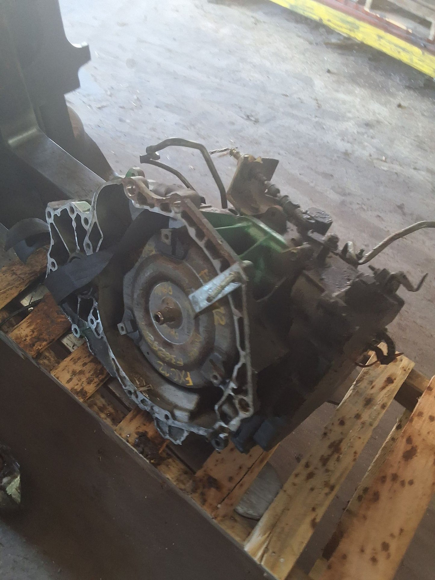2012 Chevrolet Sonic Automatic ID 2AHS Transmission main image