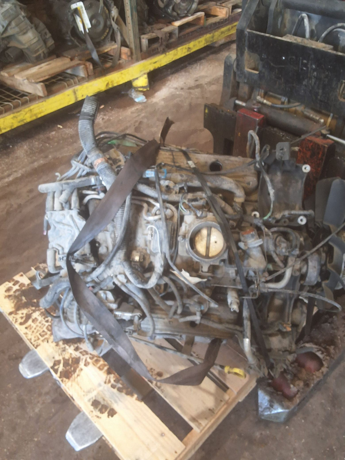 1996-1999 GMC Suburban 5.7L Engine
