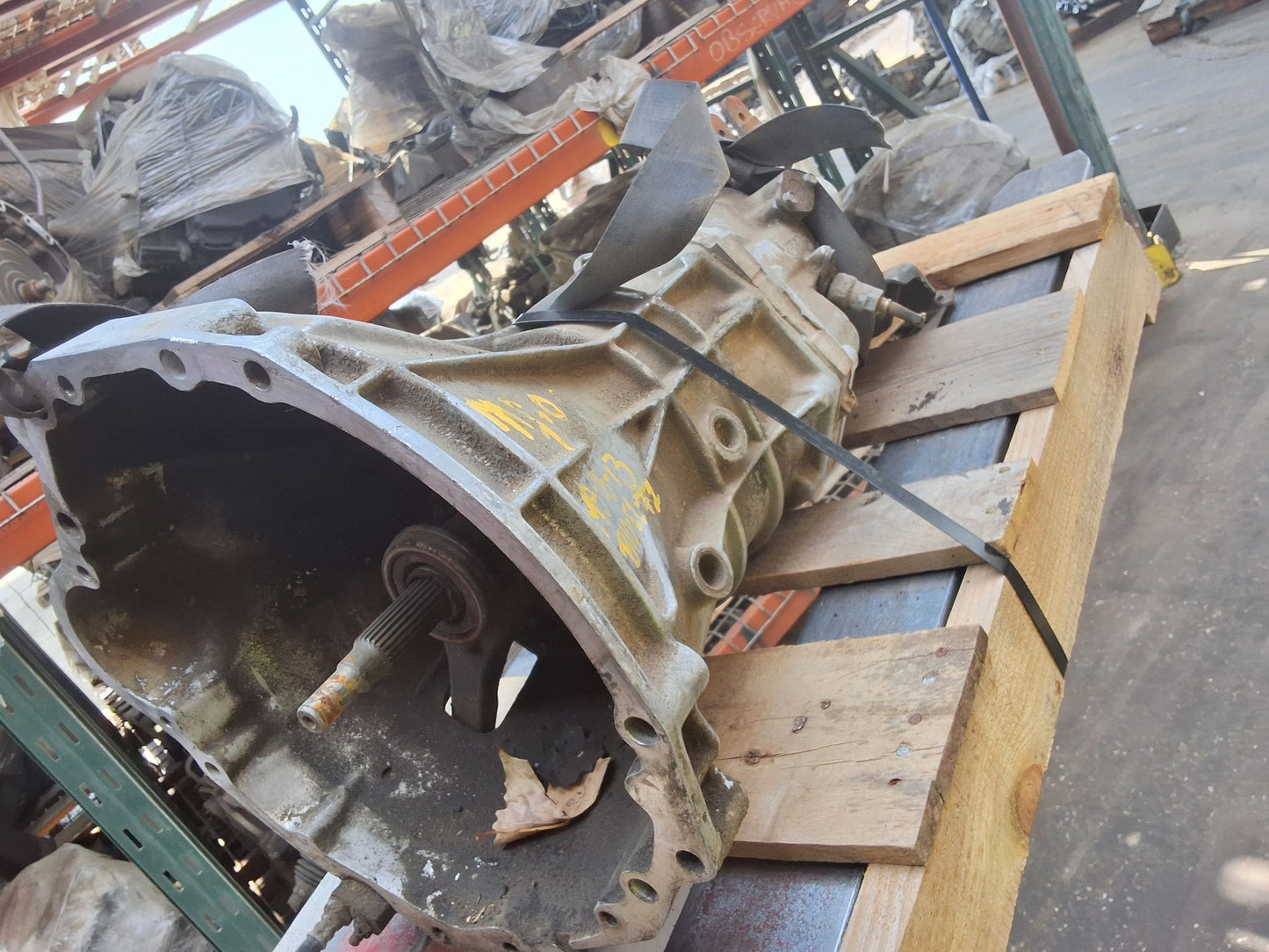 1985 Nissan Truck Manual - F - RWD FWD Transmission