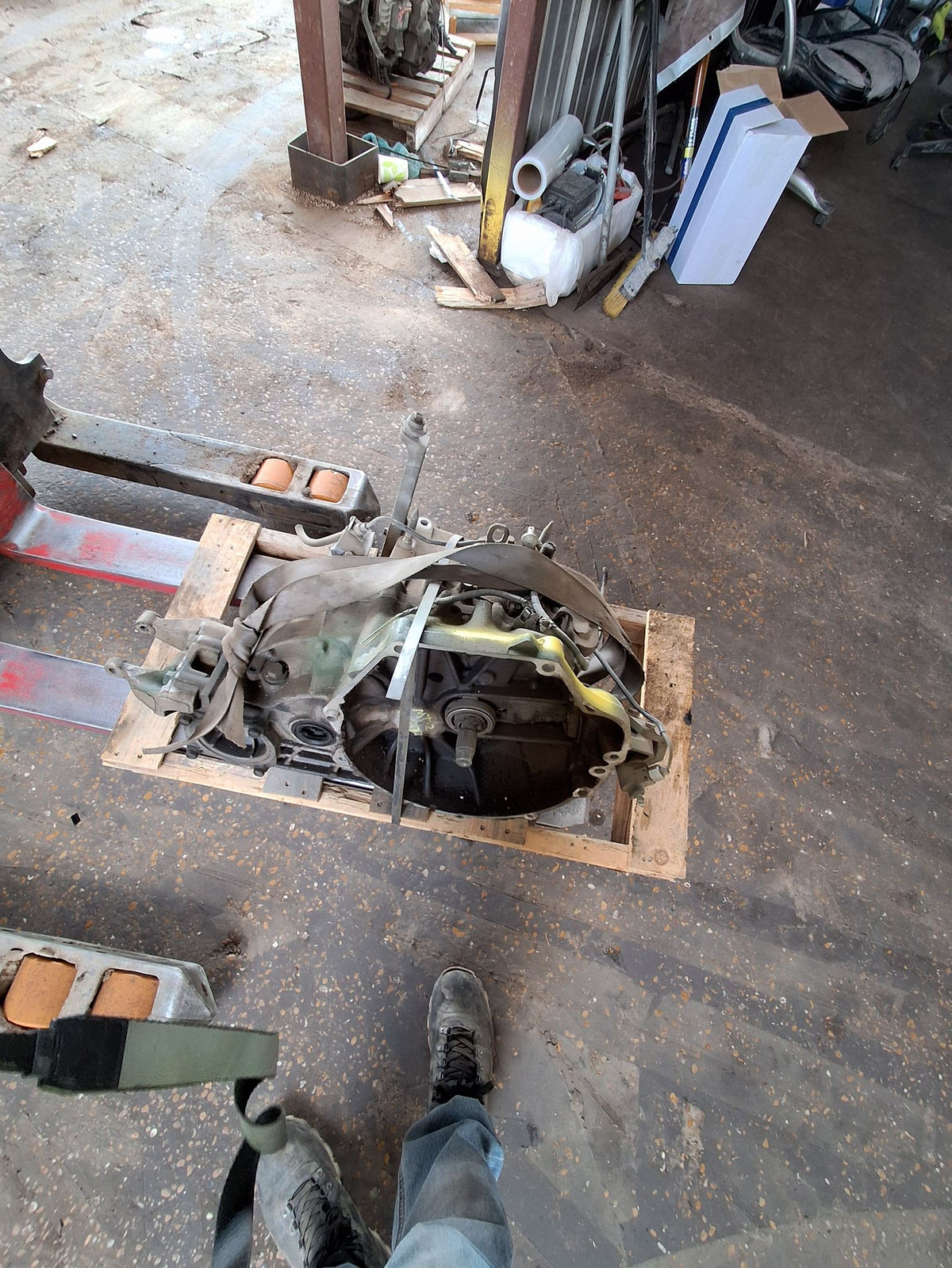 2003-2004 Honda Element 5-speed Manual FWD Transmission