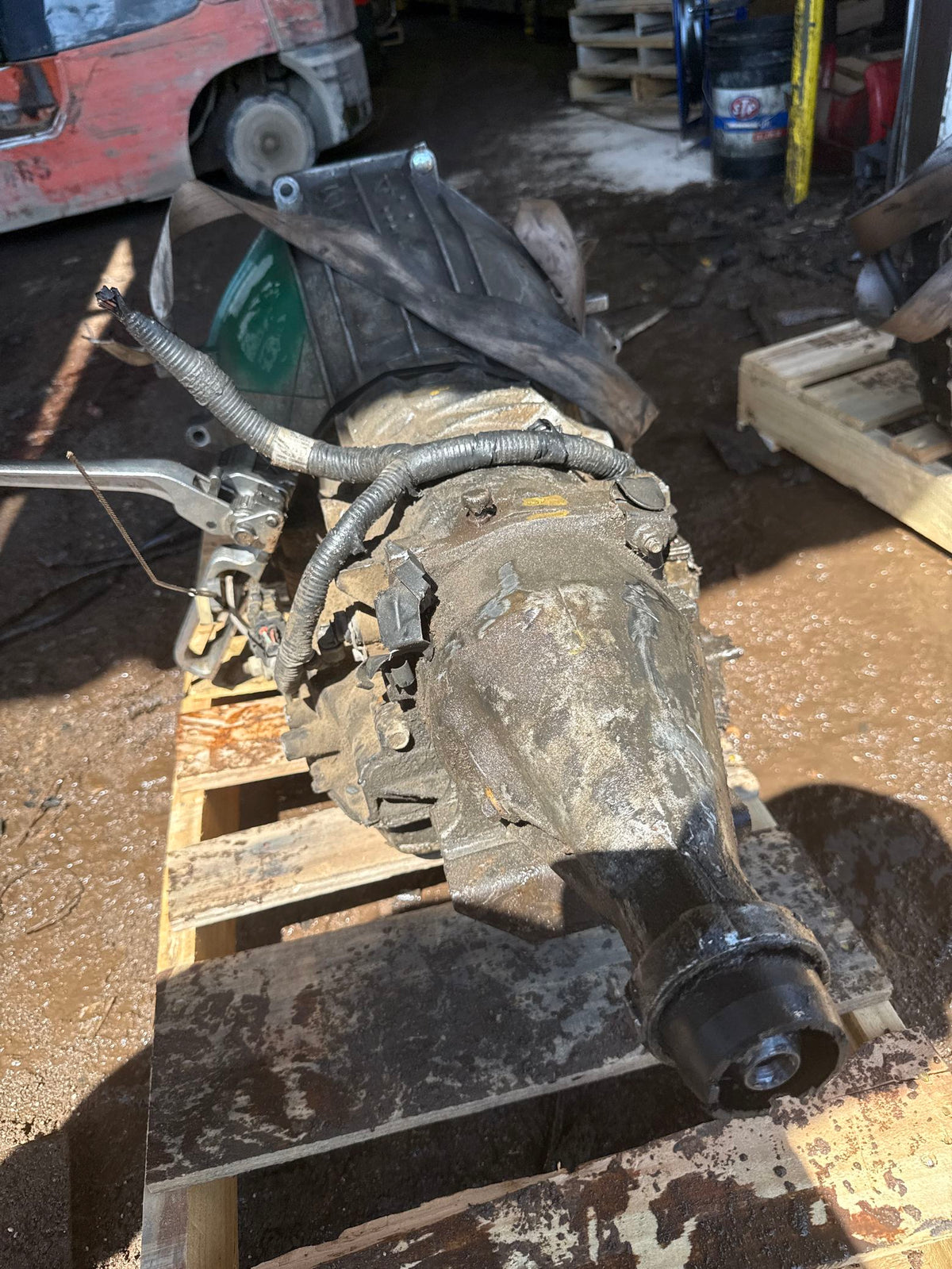 2001-2004 Ford E150 Automatic EGR valve Transmission