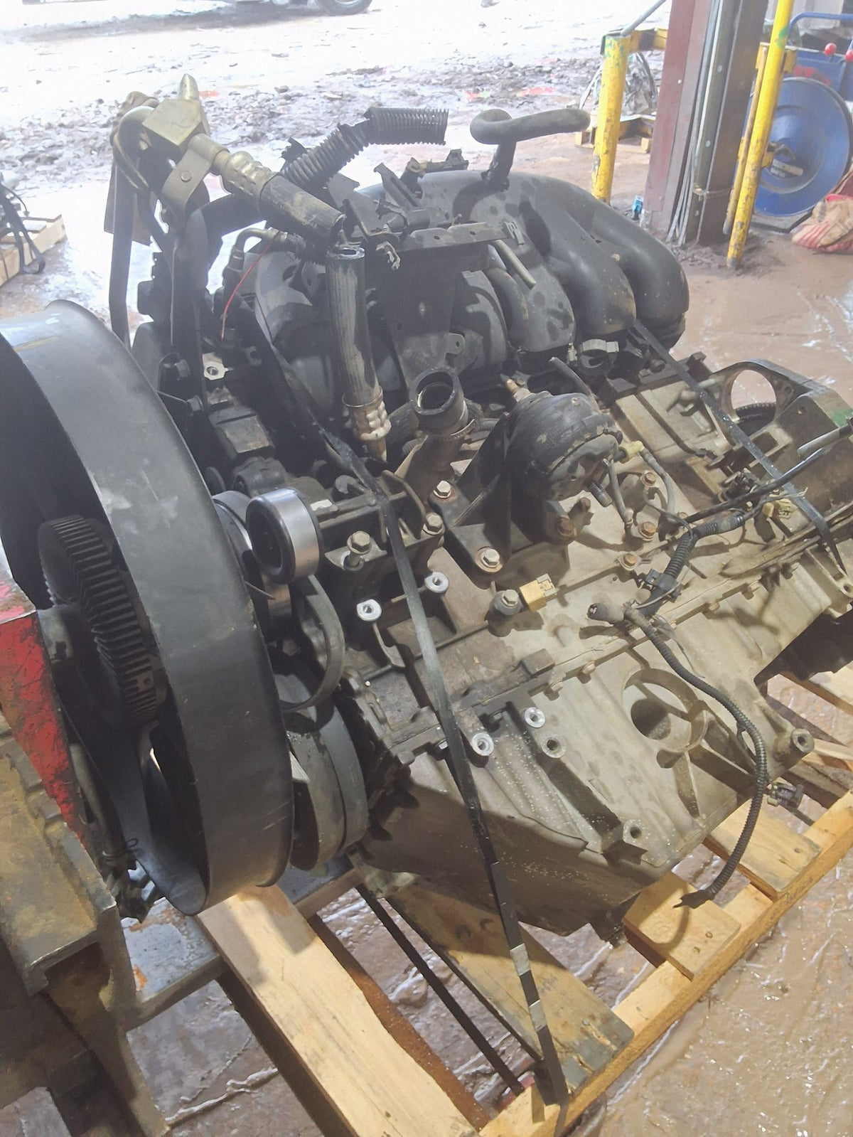 2003-2004 Chevrolet TrailBlazer 4.2L Engine