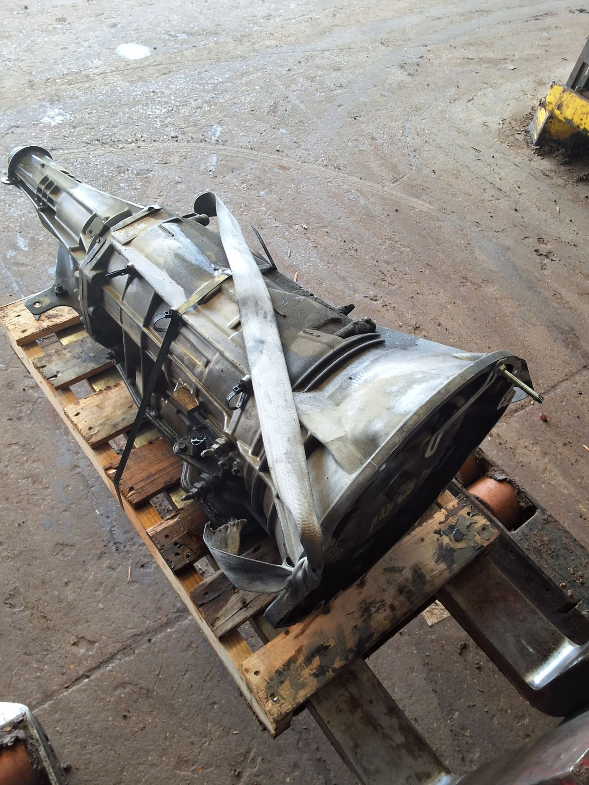 2004-2005 Dodge Ram 1500 5-speed Automatic RWD Transmission
