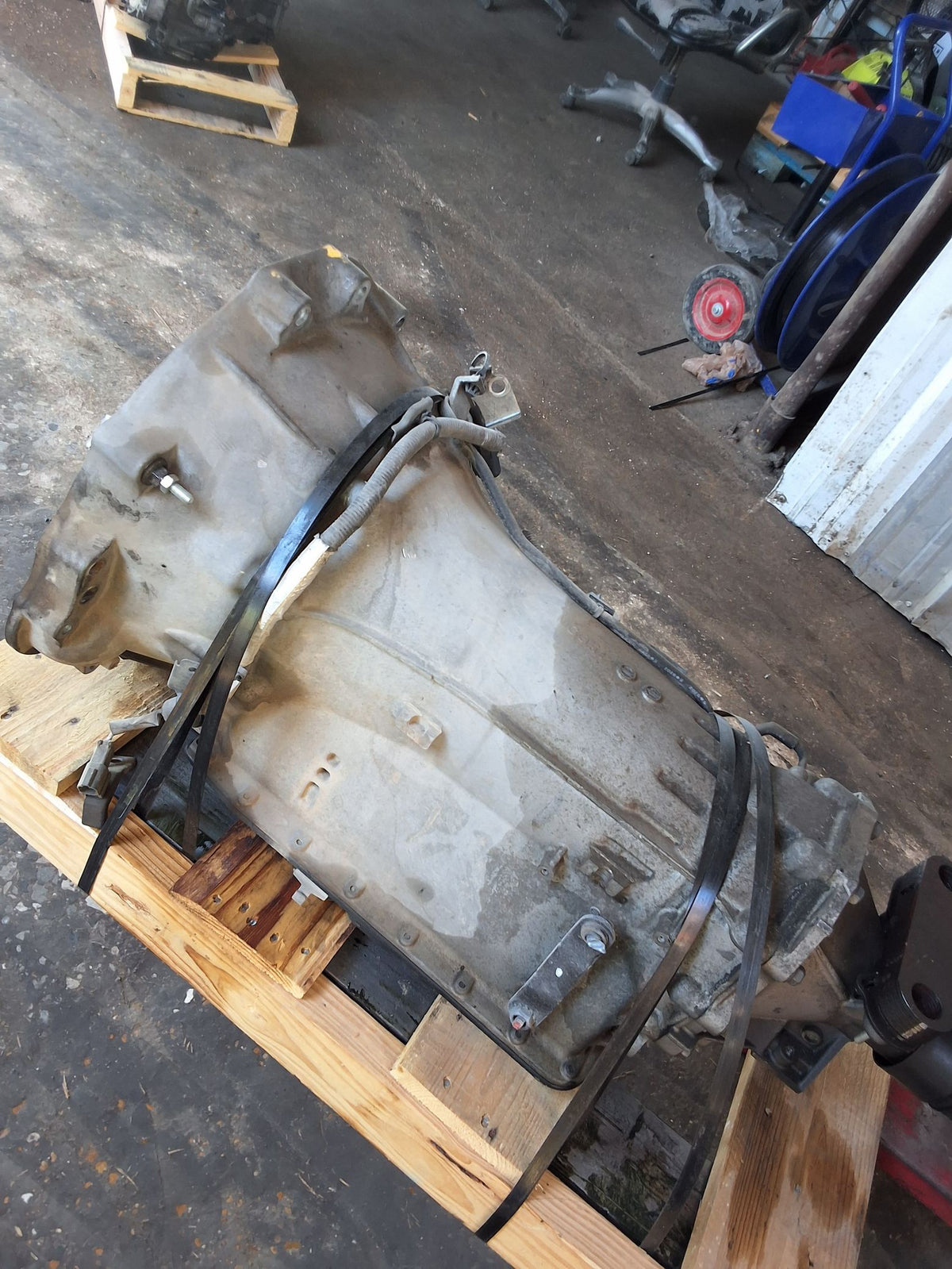 2010-2011 Infiniti FX35 Automatic RWD Transmission
