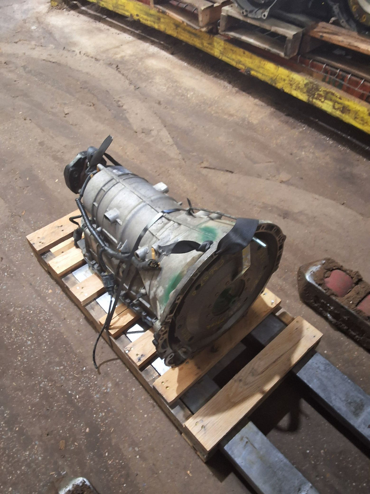2010-2012 Jaguar XJ AT, w/o supercharged option 8th digit) Transmission