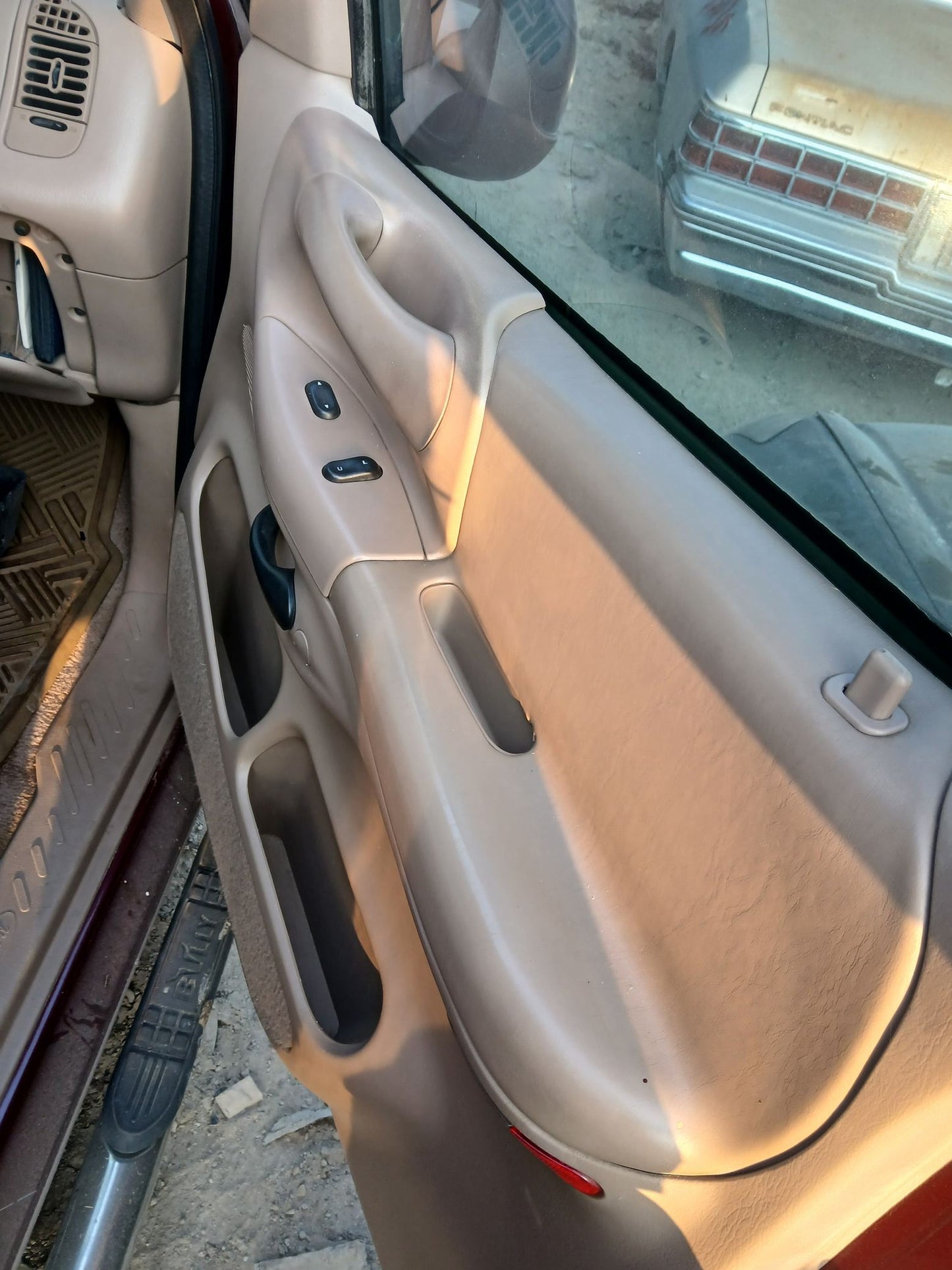 Control Arm Front Passenger Side Lower 1997 - 2003 Ford F-150