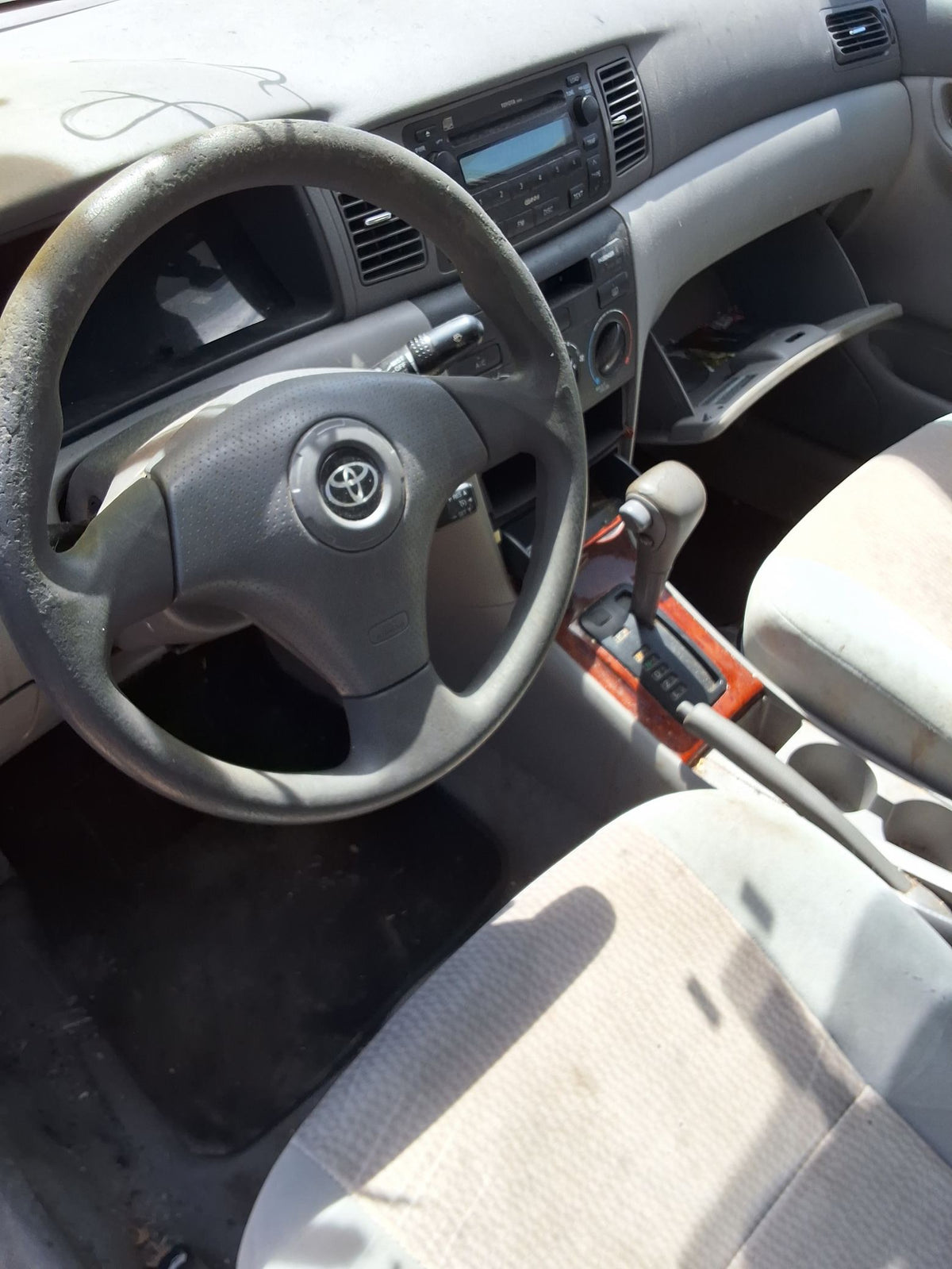 Door Lock Latch Front Driver Side 2003 - 2008 Toyota Corolla