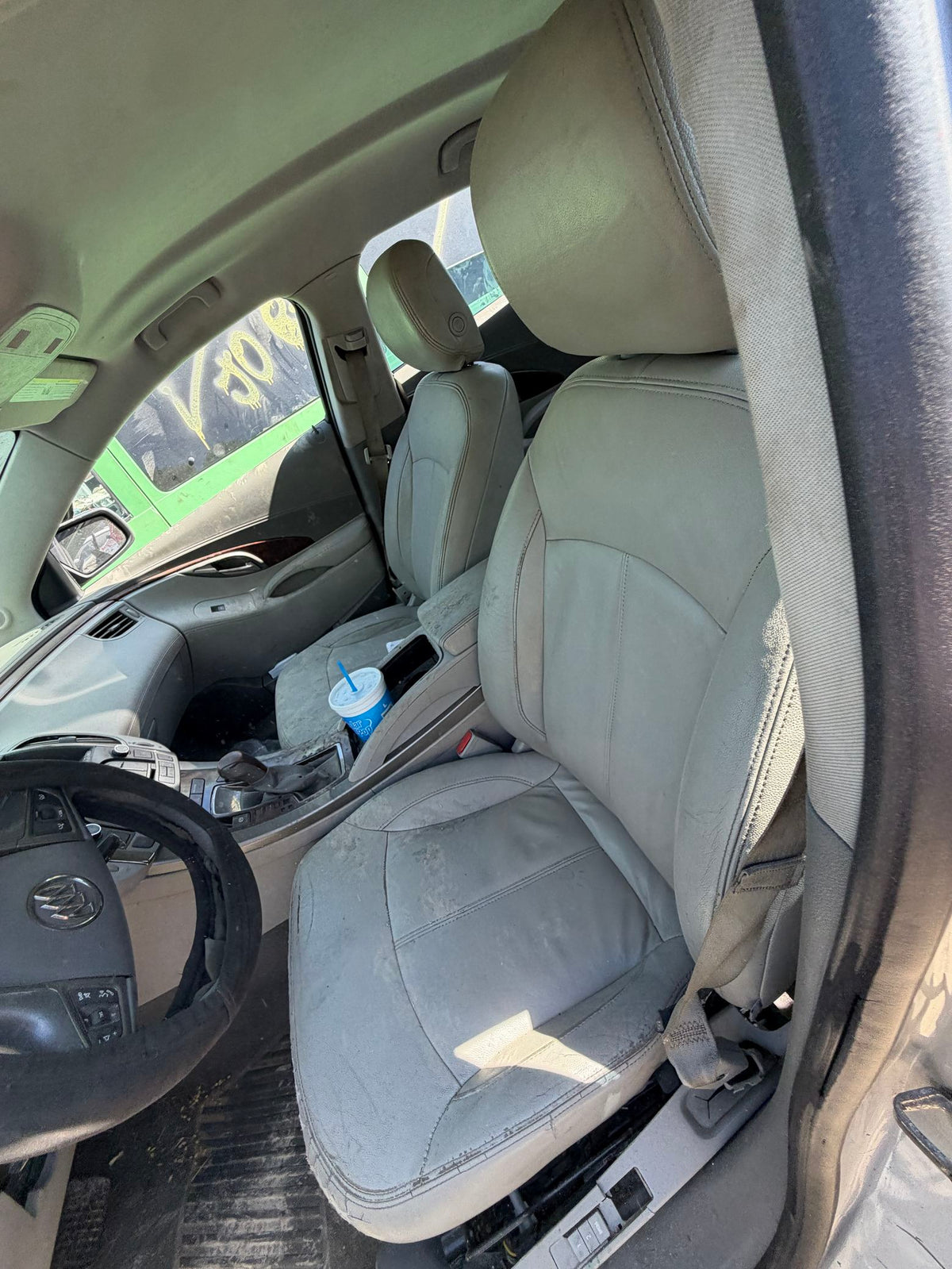 Knuckle Hub Front Driver Side 2010 - 2016 Buick LaCrosse