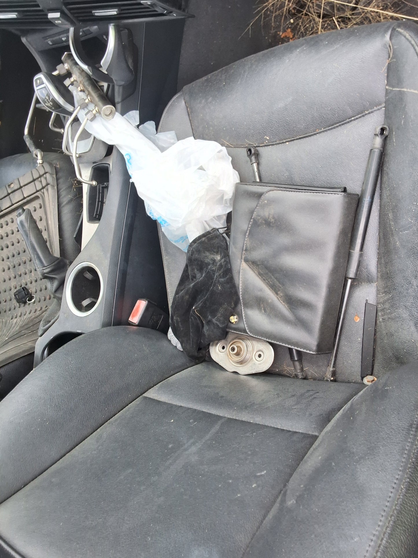 2013-2015 BMW X1- PARTING OUT-MXO-16 - Stock #:M19166