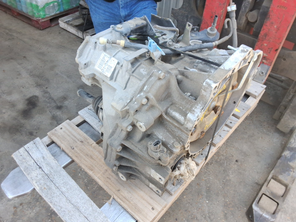 2003 - 2004 Toyota Corolla - Automatic Transmission -#S0606