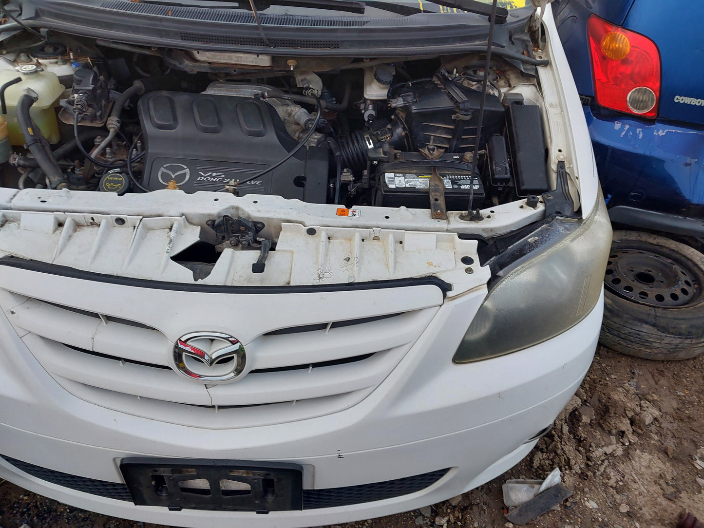 2004 Mazda MPV - Stock #: M18906 - MXB-16