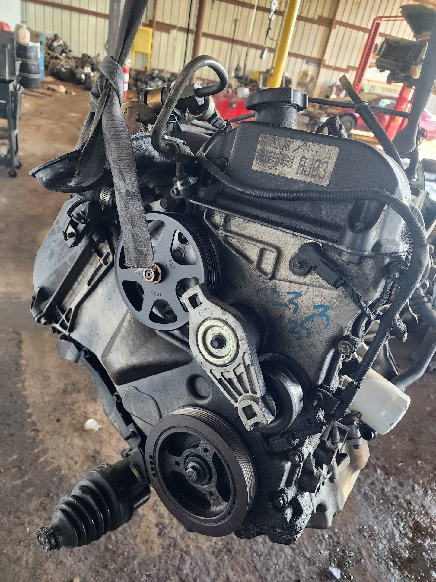 2001-2004 FORD ESCAPE - 3.0 L ENGINE - #MS1109