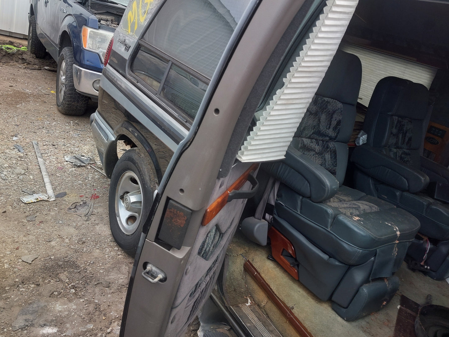 1995 DODGE B2500 - STOCK #M18714