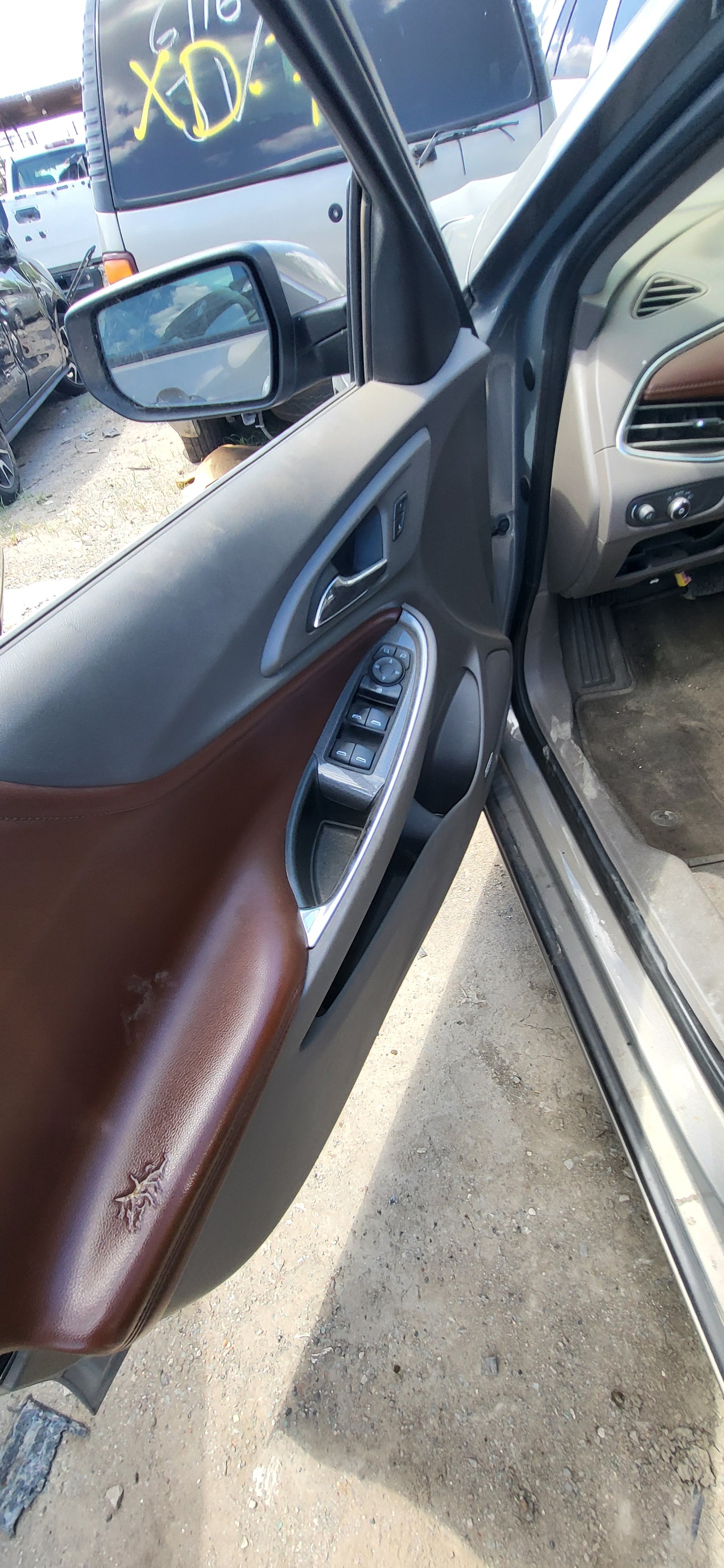 2/2 2016 - 2024 Chevrolet Malibu LT | All Parts G - Z | SKU #: M17318 - XC-8