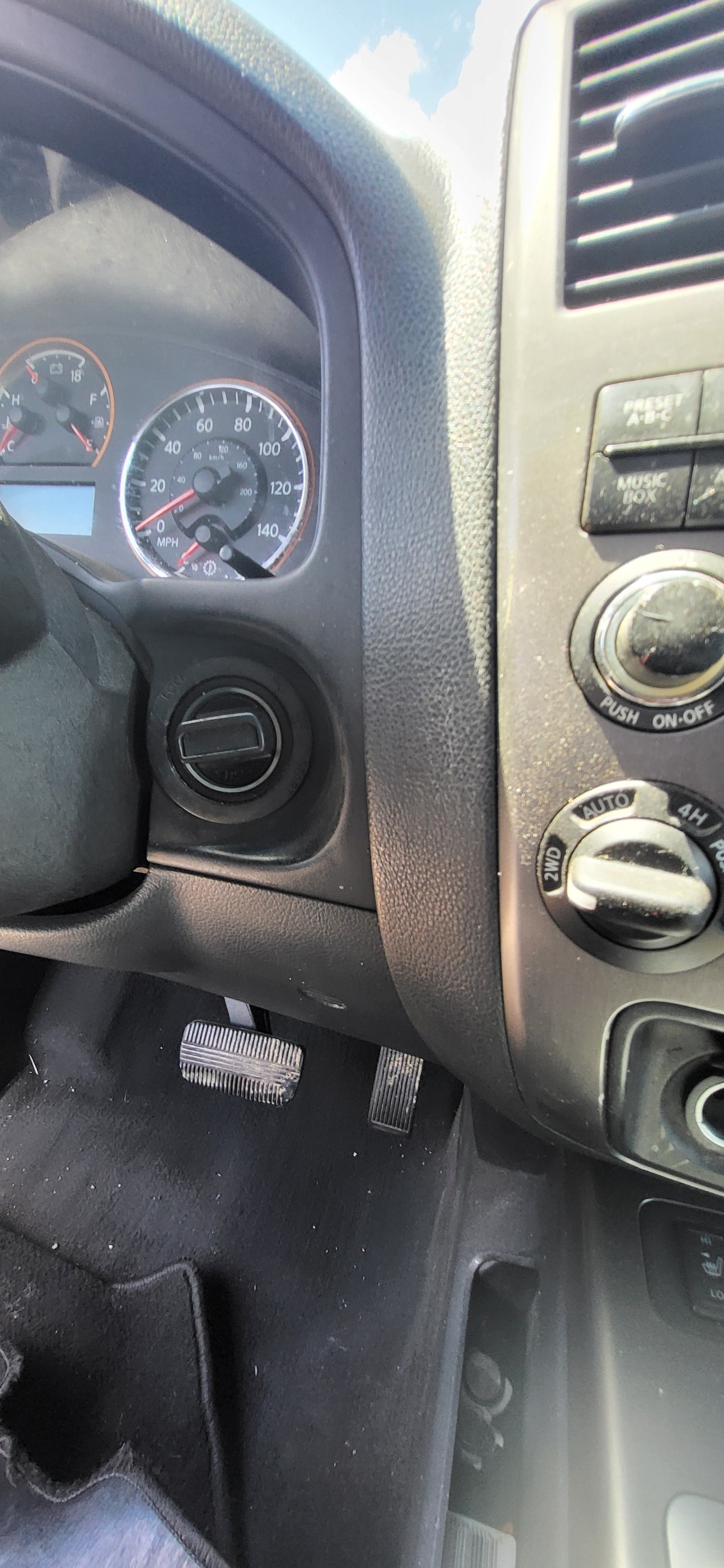 2/2 2008-2015 Nissan Armada | All Parts G - Z | SKU #: M17323 XC-13