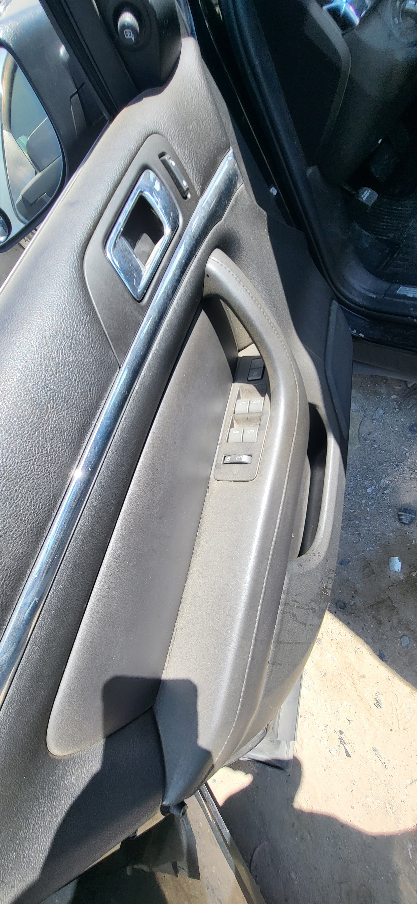 2/2 2009-2012 Lincoln MKS | All Parts G - Z | SKU #: M17322 XC-12