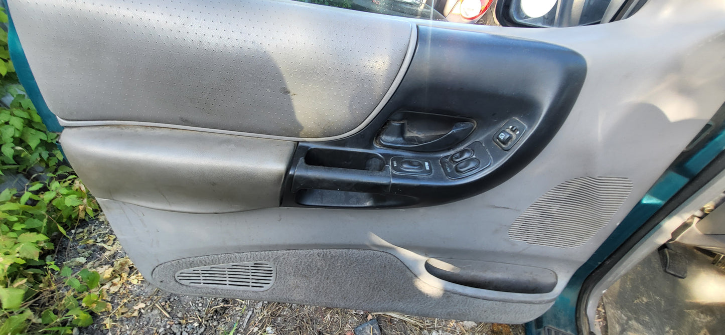 2/2 1993 - 1997 Ford Ranger | All Parts G - Z | SKU #:M17983 - XF-13