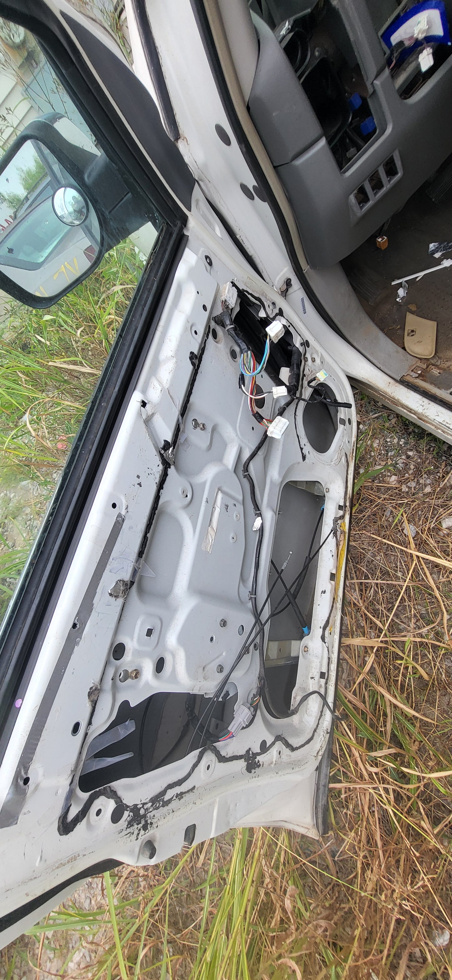 1/2 2004-2007 Nissan Titan | All Parts A - F | SKU #: M17364 XE-14