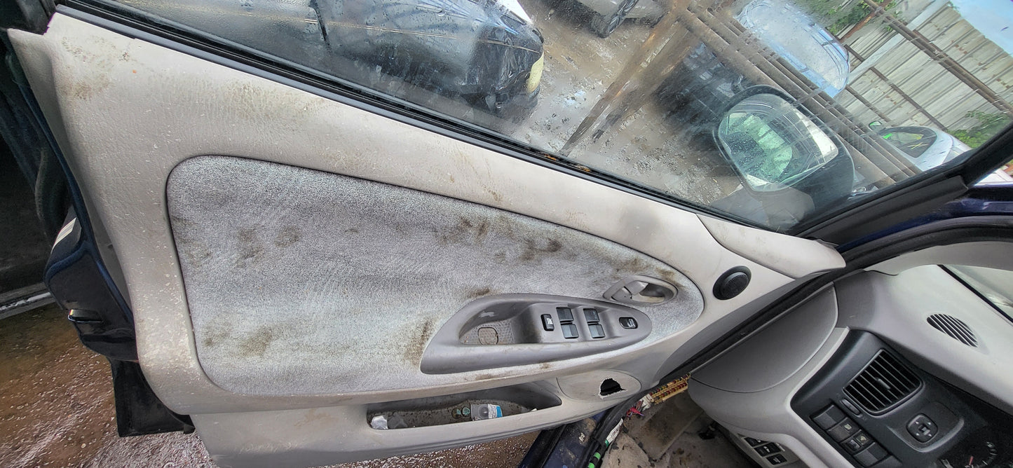 2/2 2000 - 2006 Mazda MPV | All Parts G - Z | SKU #: M17394 XG-4