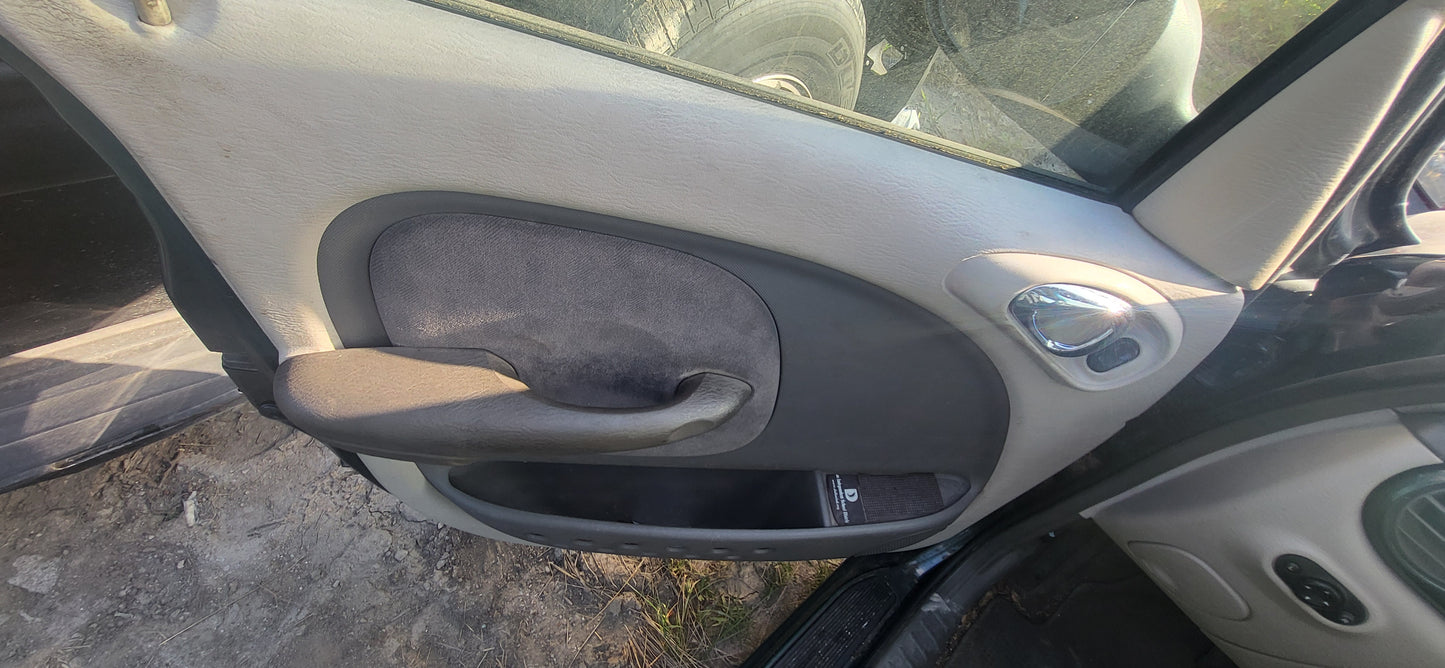 1/2 2001 - 2002 Chrysler PT Cruiser | All Parts A - F | SKU #: M17456 - XJ-6
