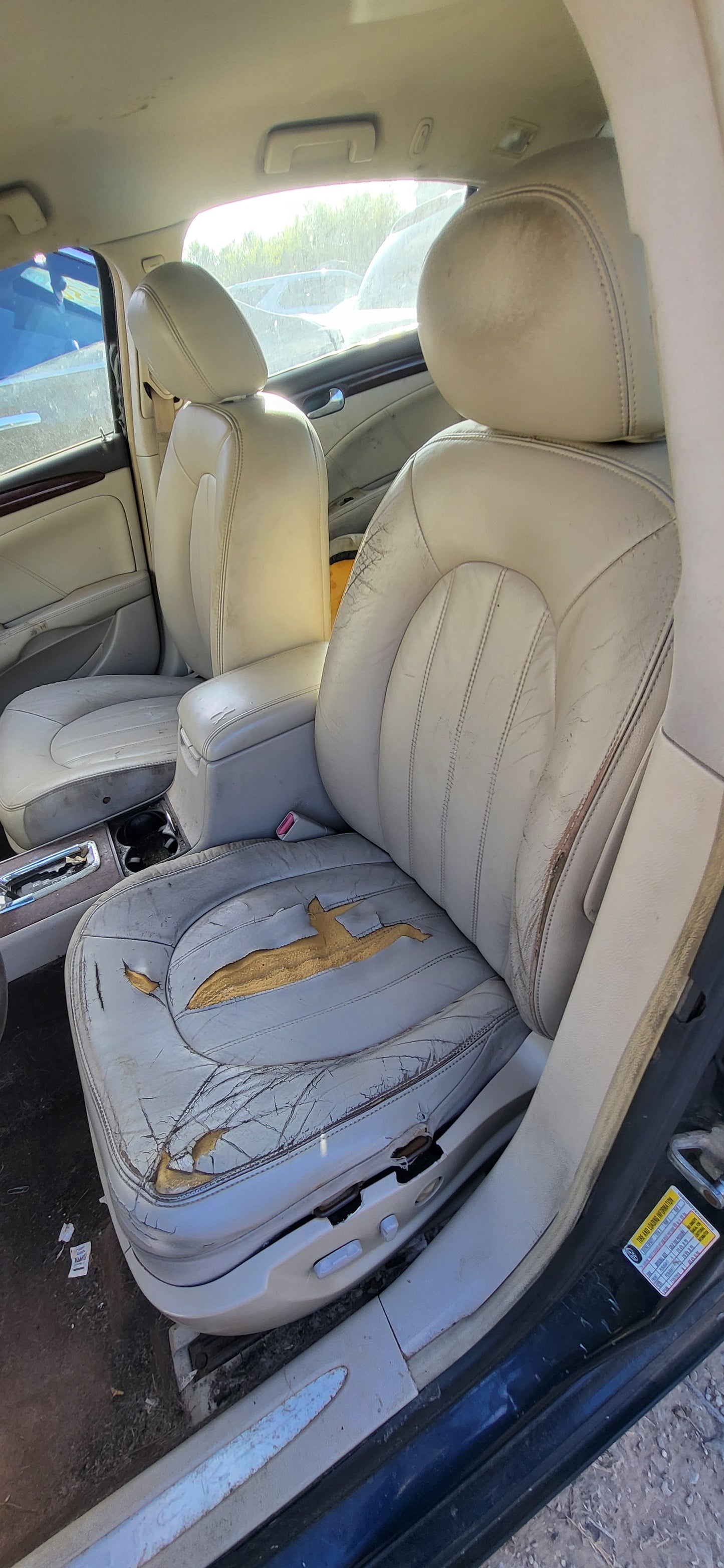 2/2 2006 - 2011 Buick Lucerne CXL | All Parts G - Z | SKU #: M17452 - XJ-2