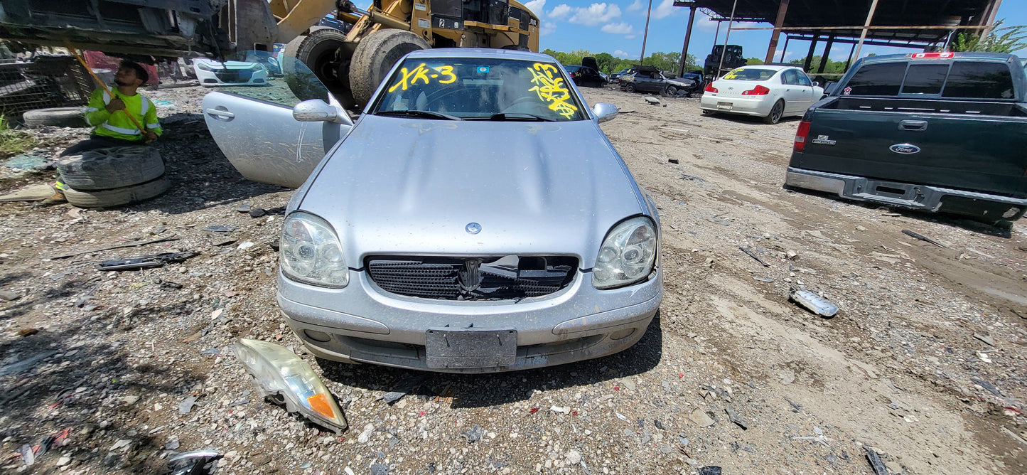 2/2 2001-2004 Mercedes Benz | All Parts G - Z | SKU #: M17473 XK-3