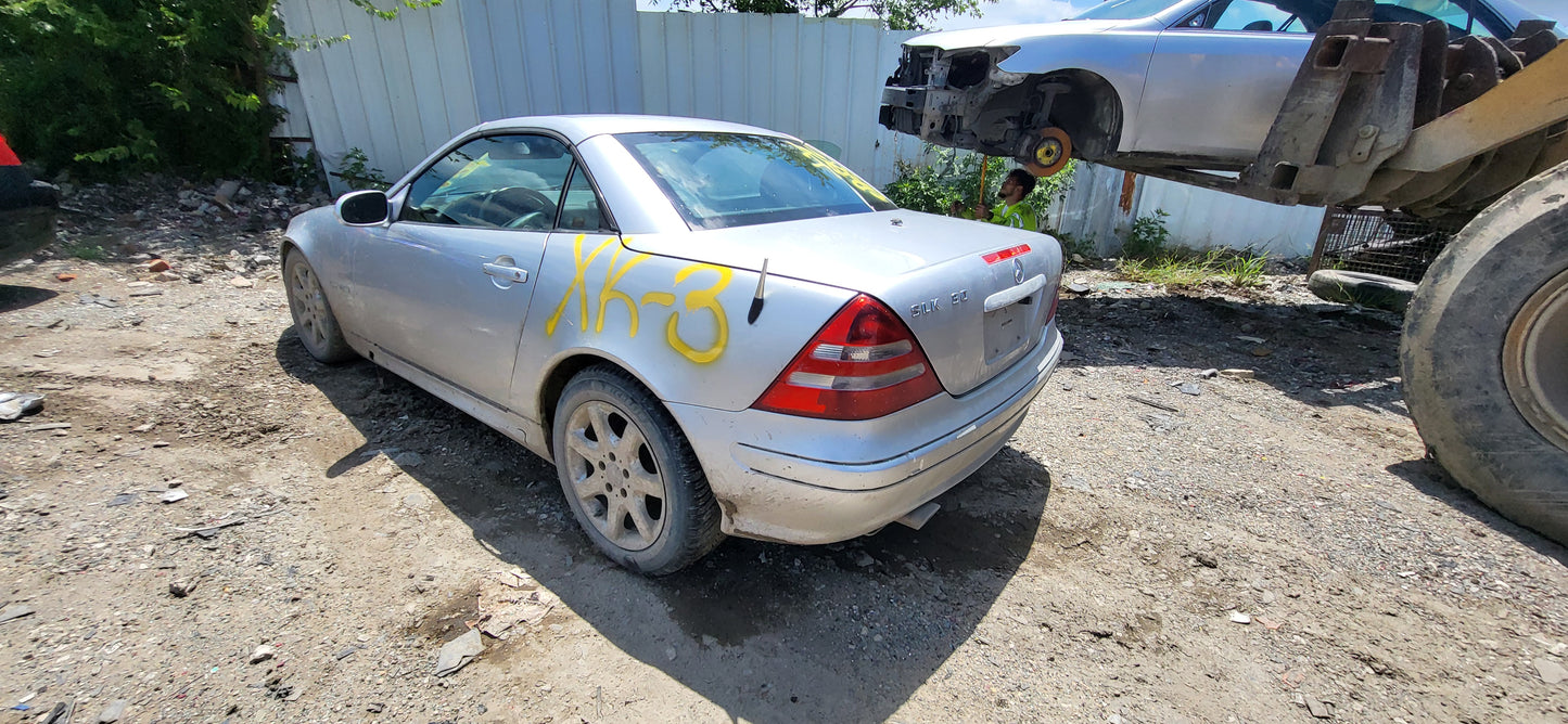 2/2 2001-2004 Mercedes Benz | All Parts G - Z | SKU #: M17473 XK-3