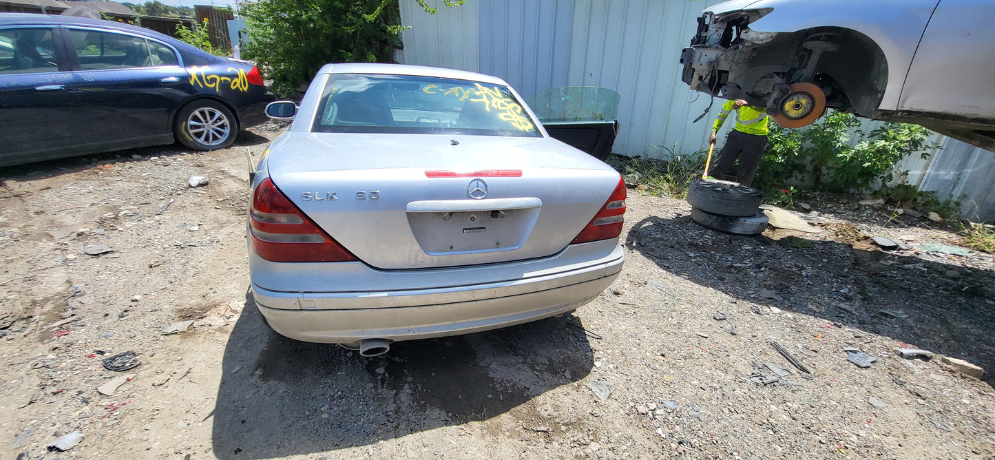 2/2 2001-2004 Mercedes Benz | All Parts G - Z | SKU #: M17473 XK-3