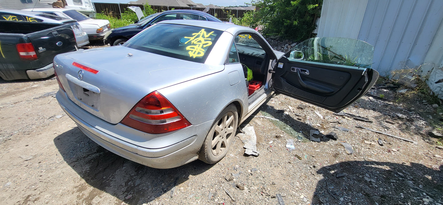 2/2 2001-2004 Mercedes Benz | All Parts G - Z | SKU #: M17473 XK-3