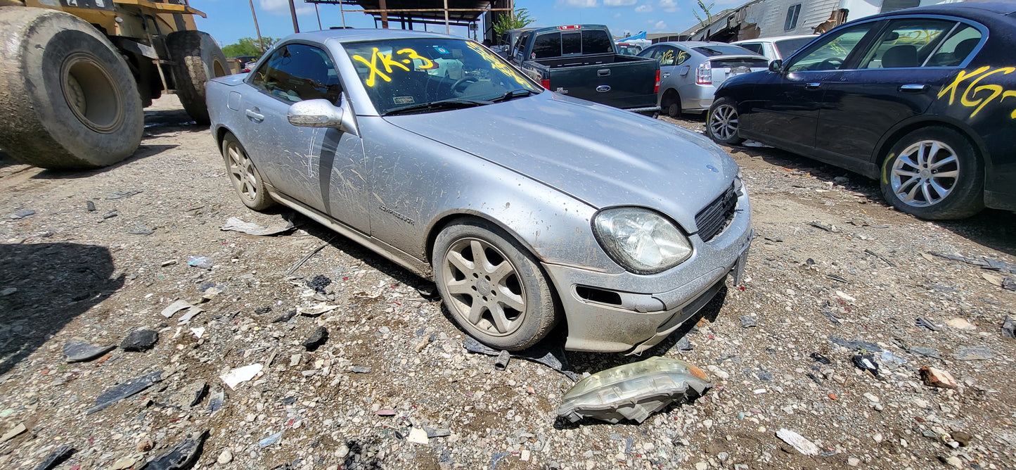 2/2 2001-2004 Mercedes Benz | All Parts G - Z | SKU #: M17473 XK-3