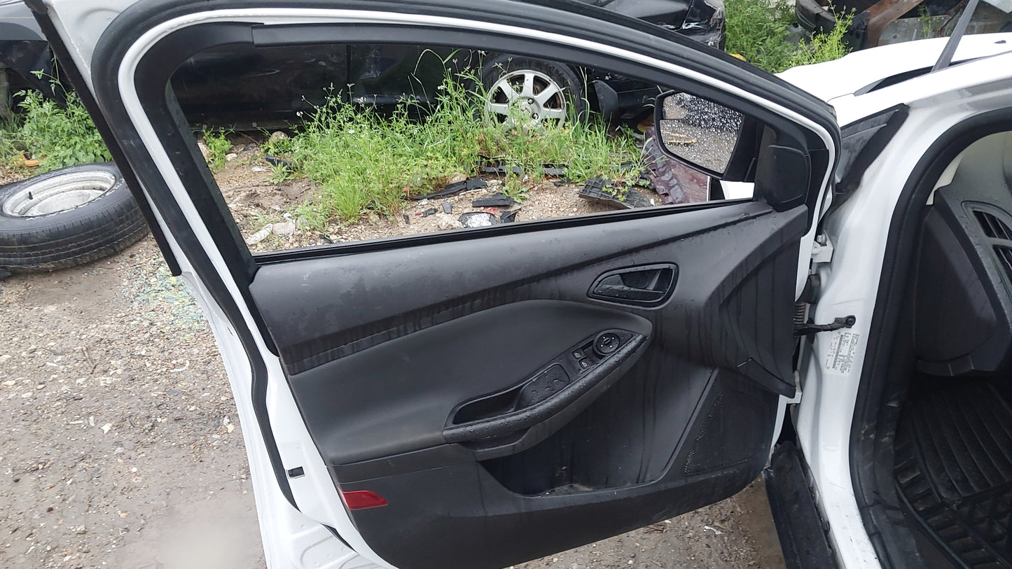 2013 Ford Focus - Stock #: M18909 - MXB-19
