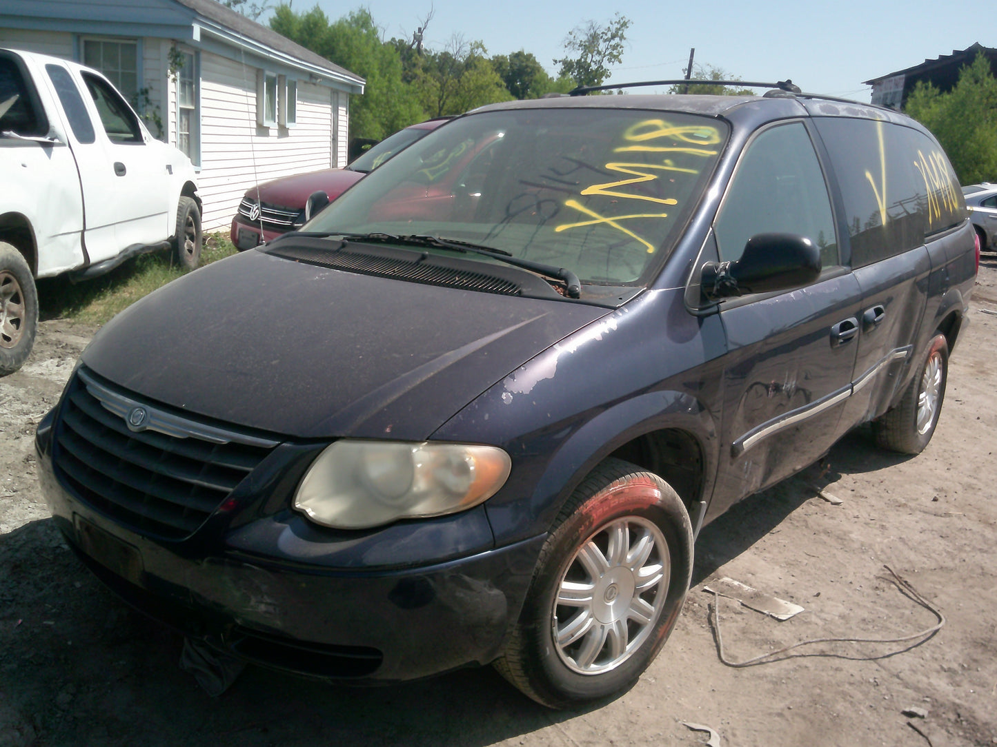 2001-2007 CHRYSLER TOWN & COUNTRY | All Parts G - Z | SKU #: M17528