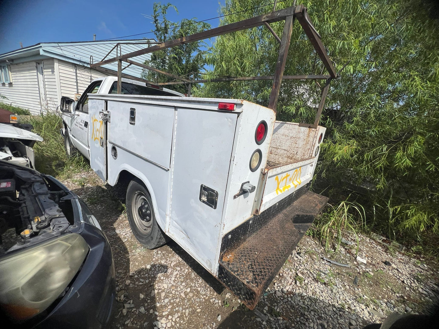 1/2 1995 - 2002 Chevrolet C2500 | All Parts A - F | SKU #: M17450 XI-20