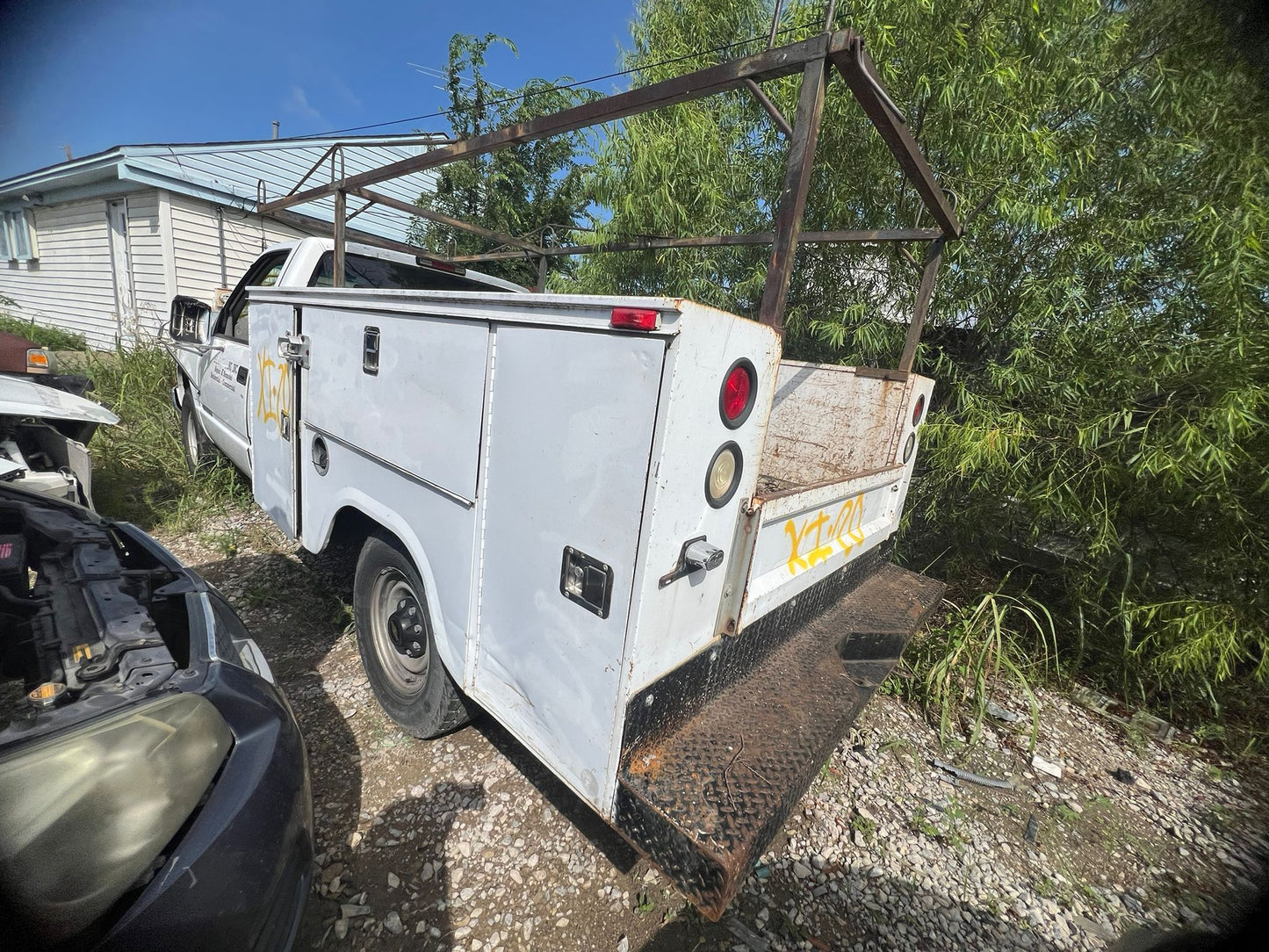 1/2 1995 - 2002 Chevrolet C2500 | All Parts A - F | SKU #: M17450 XI-20