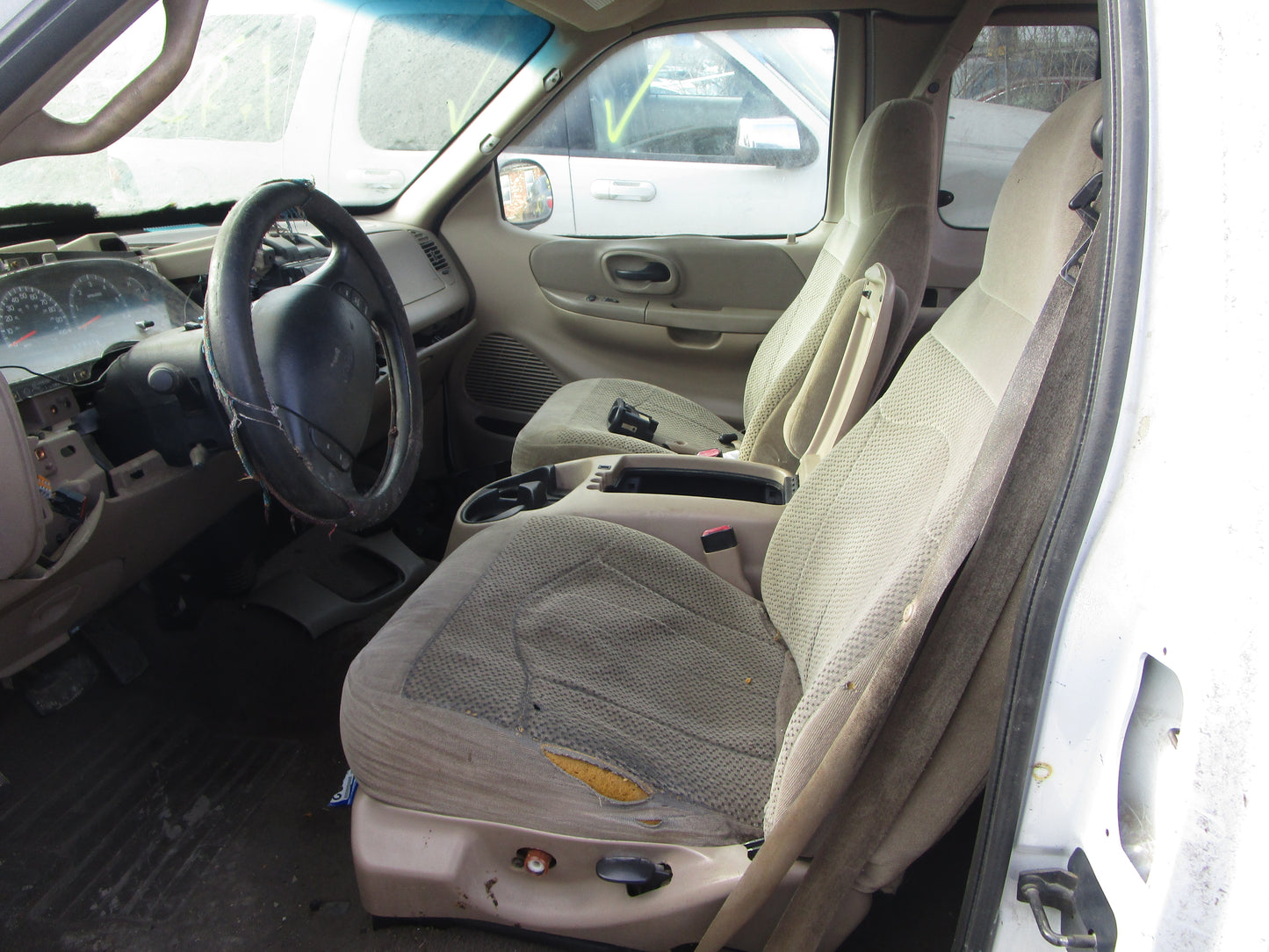 2/2 1997 - 2003 Ford F 150 | All Parts G - Z | SKU #:16828 CR-18