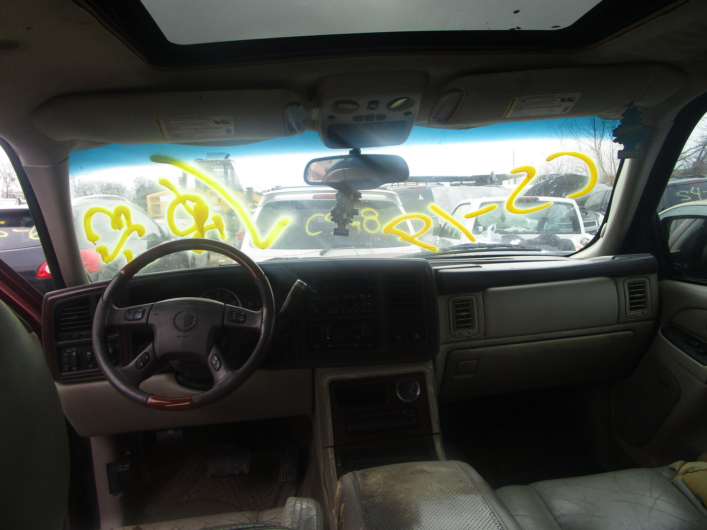 2/2 2002 - 2006 Cadillac Escalade | All Parts G - Z | SKU #:16849 CS-19