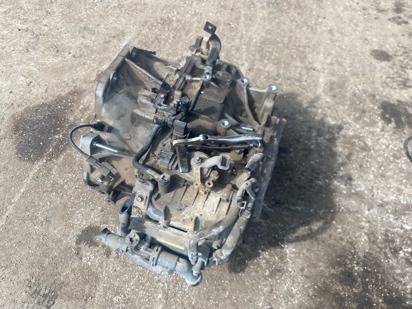 2013-2016 Hyundai Sante Fe - Transmission -# M17441