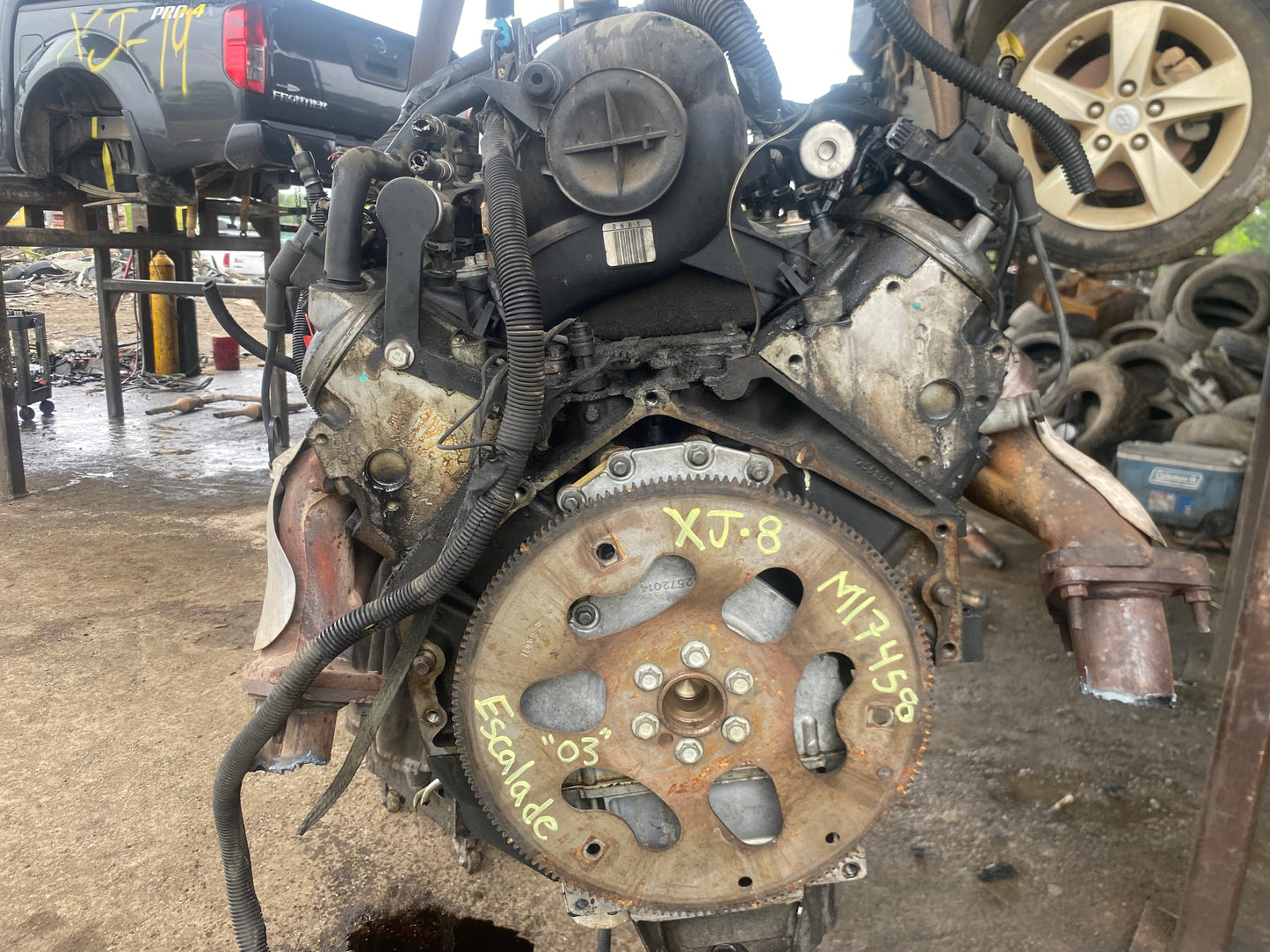 2002-2006 Cadillac Escalade - 6.0 L Engine -# M17458