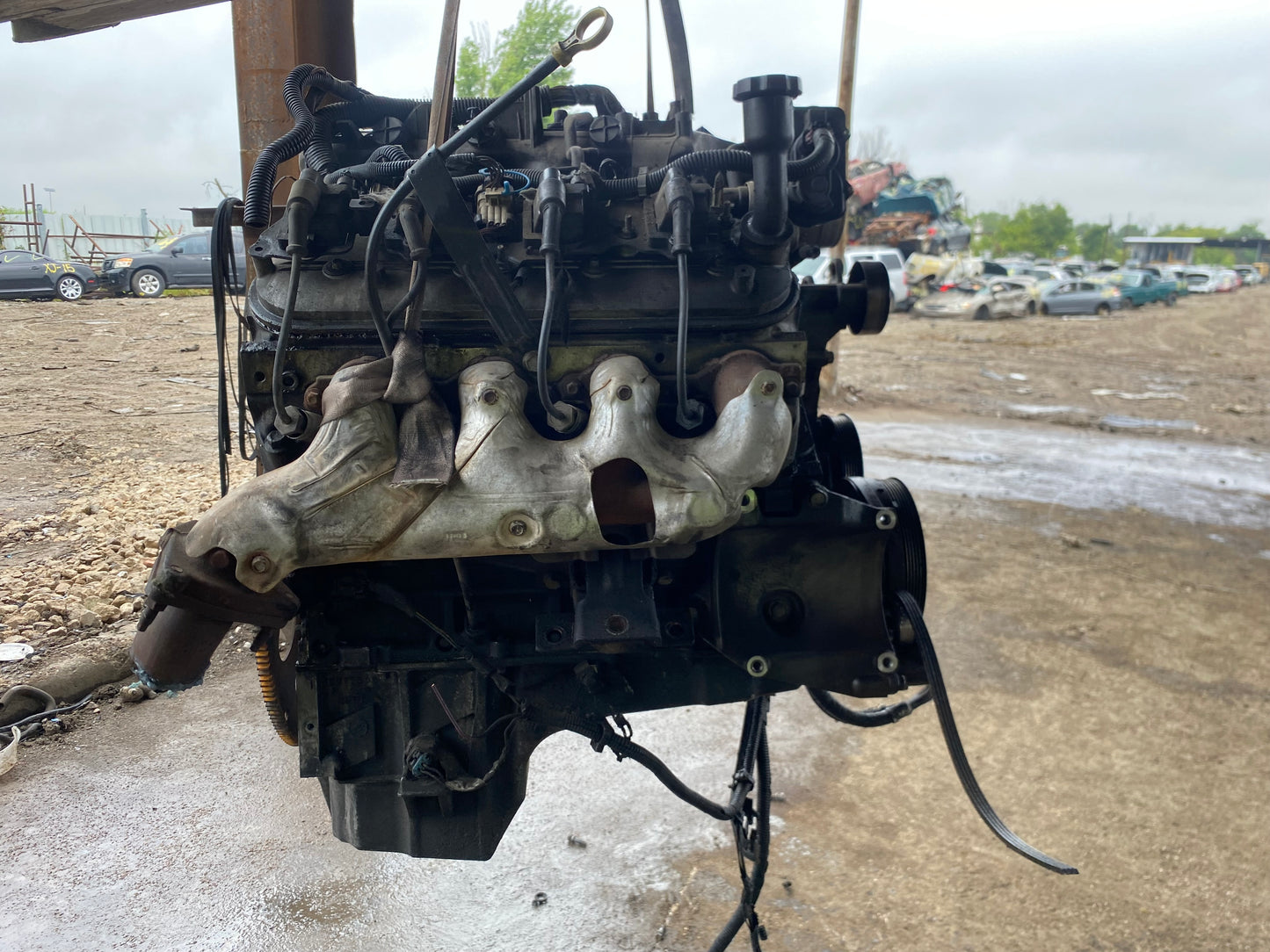 2002-2006 Cadillac Escalade - 6.0 L Engine -# M17458