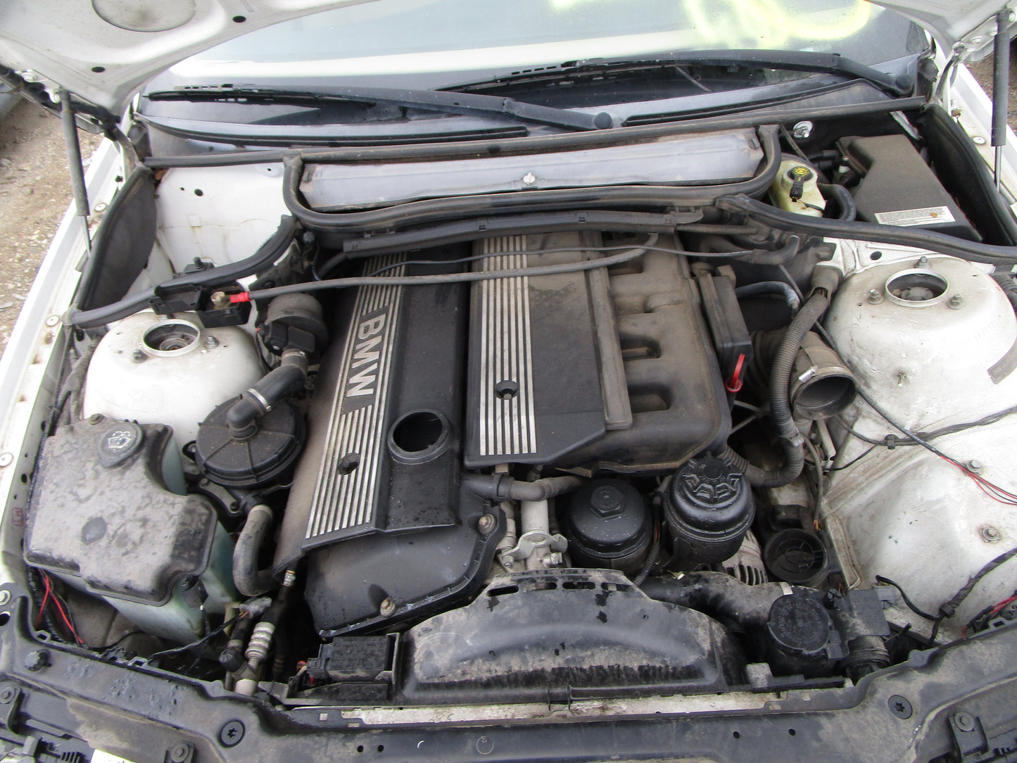 2001-2005 BMW 325i - AUTOMATIC TRANSMISSION - # 15915
