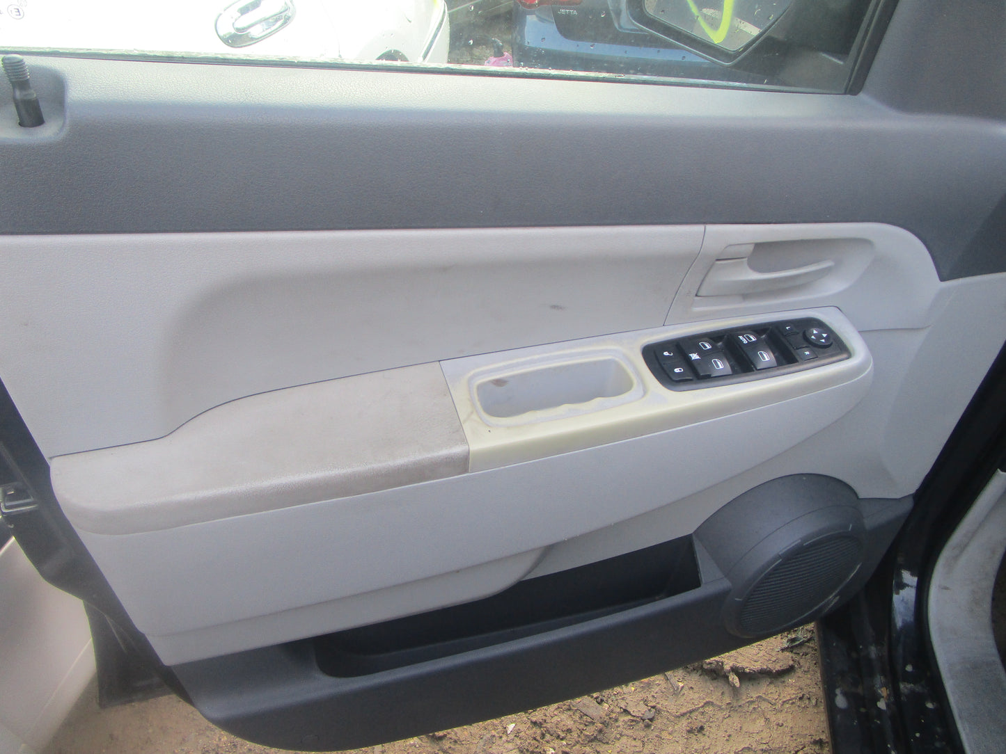 1/2 2008 - 2012 Jeep Liberty | All Parts A - F | SKU #: 16711 CM-1