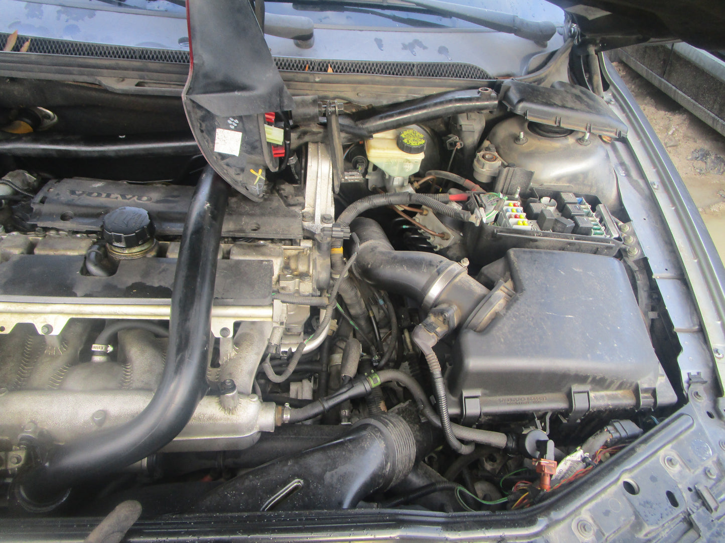 1/2 2001 - 2009 Volvo S60 | All Parts A - F | SKU #:16714 CM-4