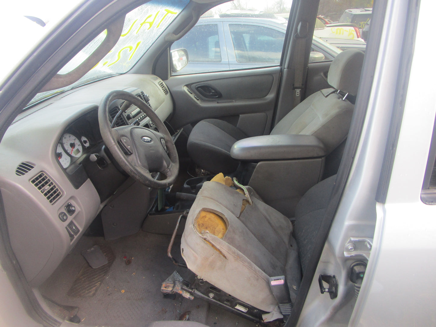 2/2 2001 - 2007 Ford Escape | All Parts G - Z | SKU #: 16713 CM-3