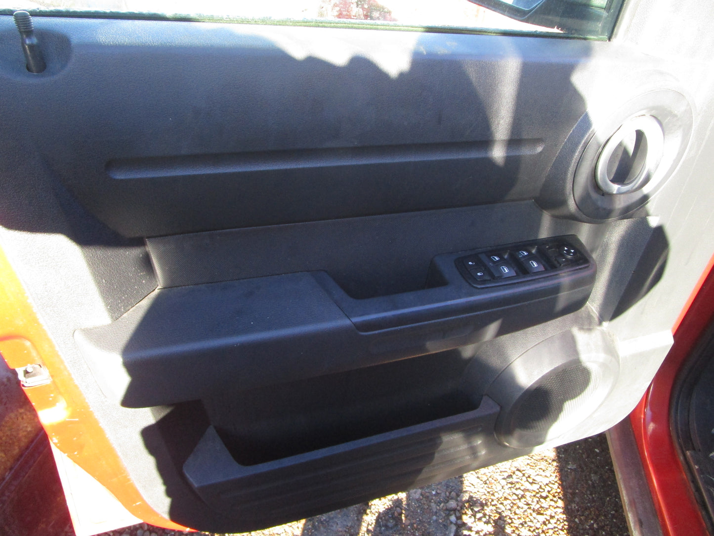 2/2 2007 - 2011 Dodge Nitro | All Parts G - Z | SKU #:16753 CO-3