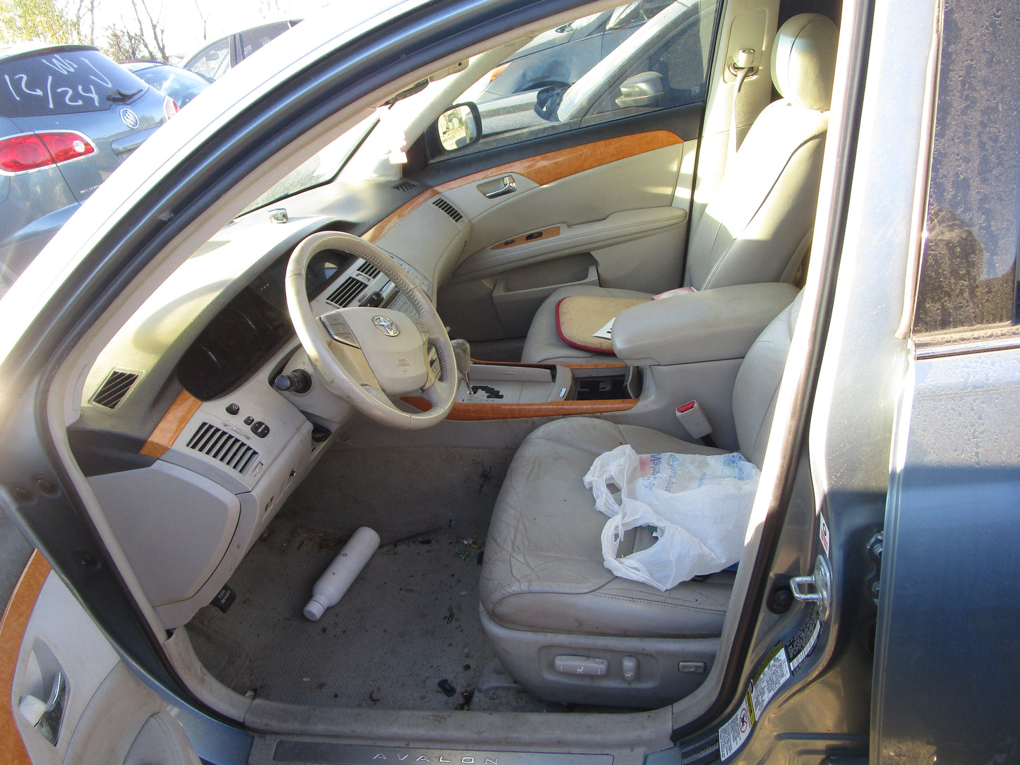 1/2 2005 - 2010 Toyota Avalon XLS | All Parts A - F | SKU #:16786 CP-16
