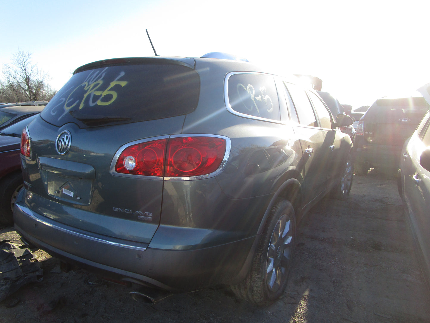 2/2 2008 - 2012 Buick Enclave CXL | All Parts G - Z | SKU #:16775 CP-5