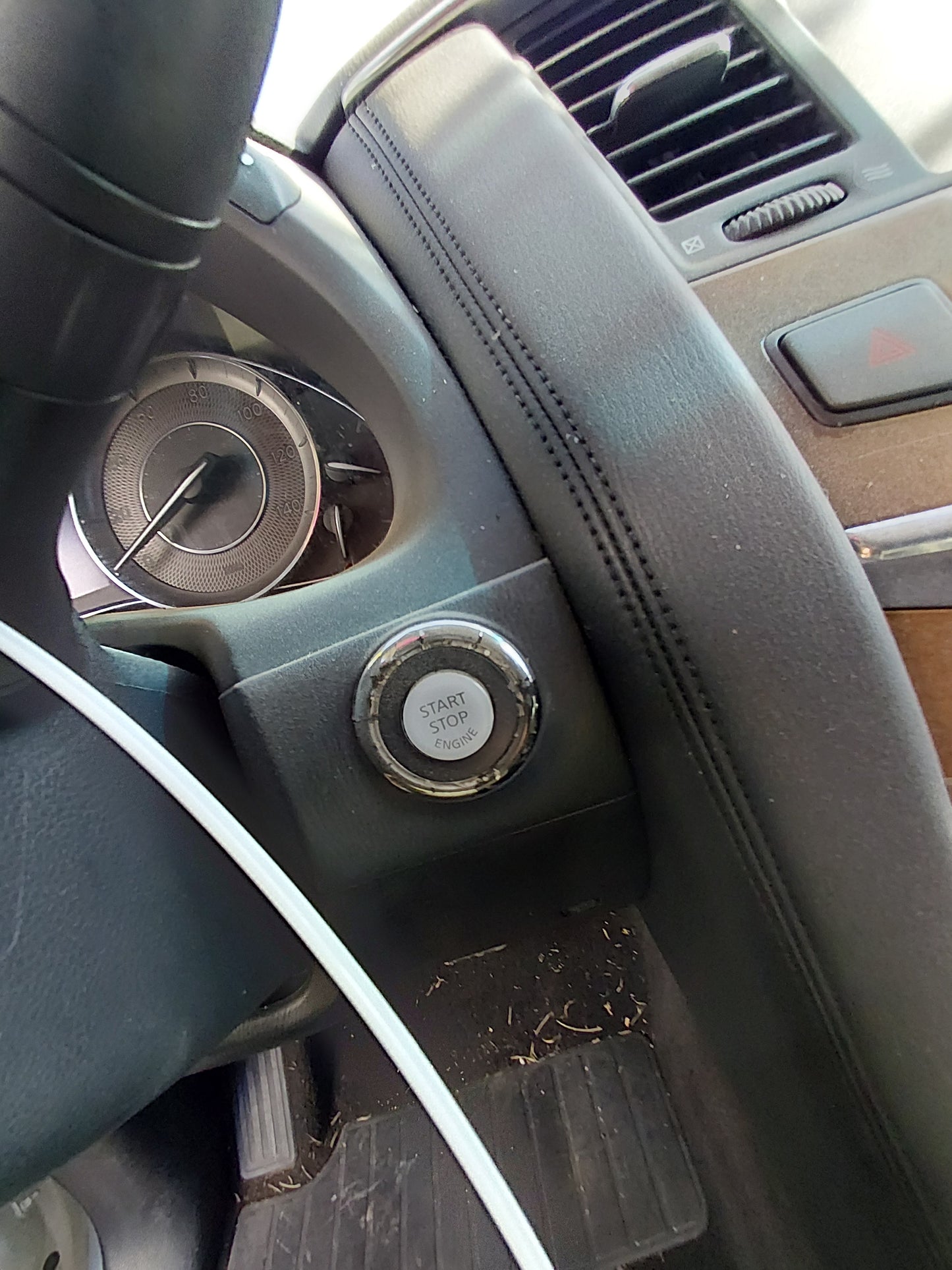 2012 INFINITI QX56 - STOCK #: M18439