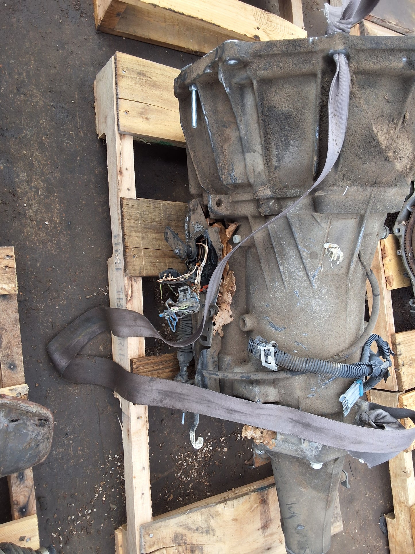 1999-2000 GMC SUBURBAN - AUTOMATIC TRANSMISSION - #MS0609