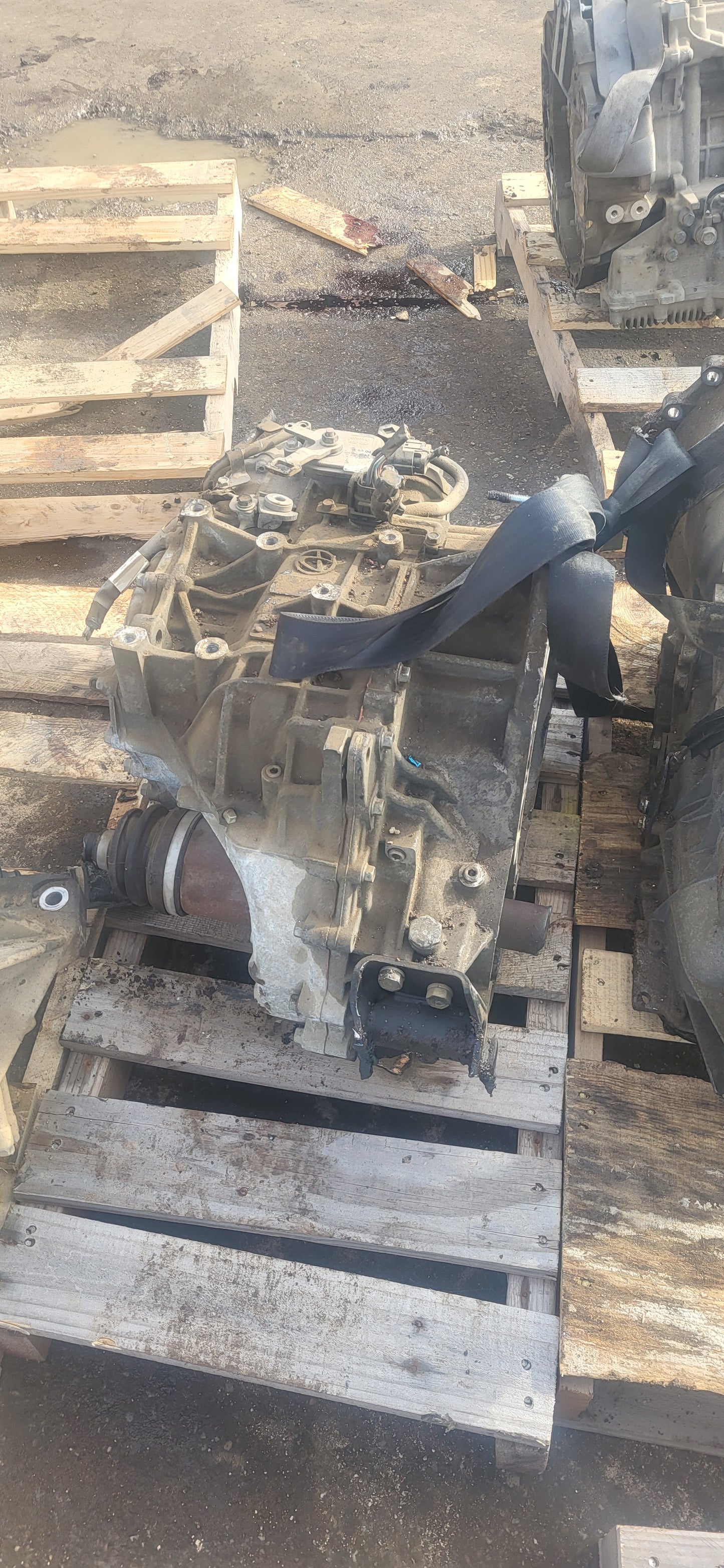 2010-2012 KIA SORENTO - AUTOMATIC TRANSMISSION - #M18495